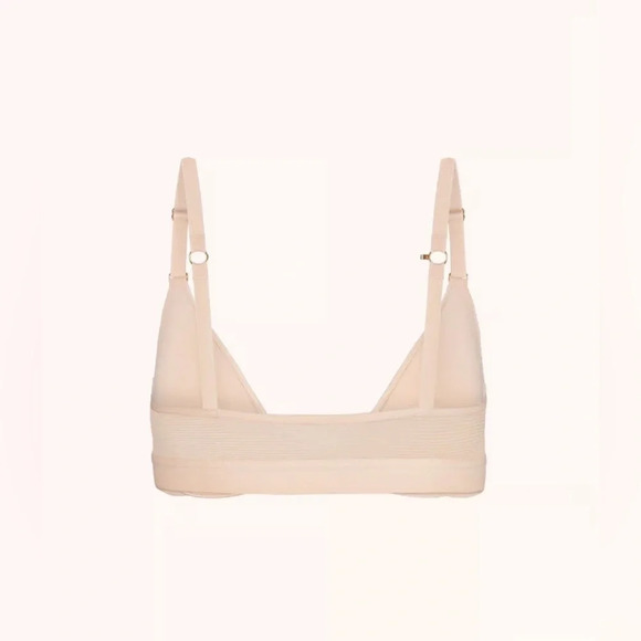 NWT Lively The Front Close No-Wire Bra in Toasted Almond 32B - Picture 3 of 11